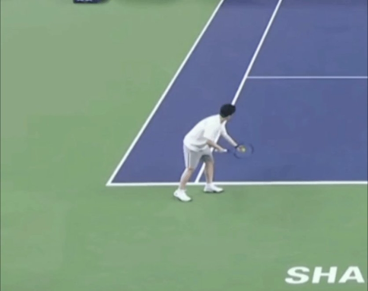 开云中国体育平台费德勒新星连败表现惊艳，加拿大队未来可期！(费德勒复出首战告捷)