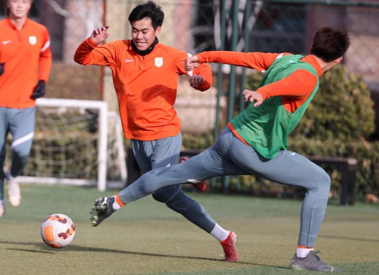 kaiyun体育平台包含今晚体能课后，犹他爵士战术微调备战意大利杯，引发热议，心理建设被强调的词条